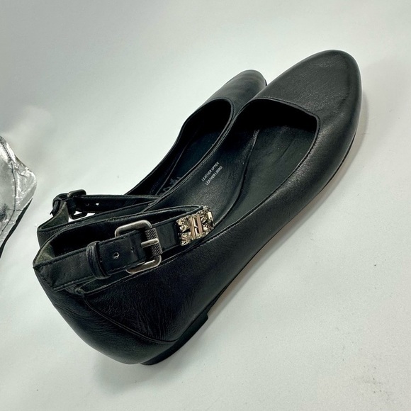 Vera Wang lavender black leather flats with rhinestone ankle strap size 7 - Picture 9 of 11